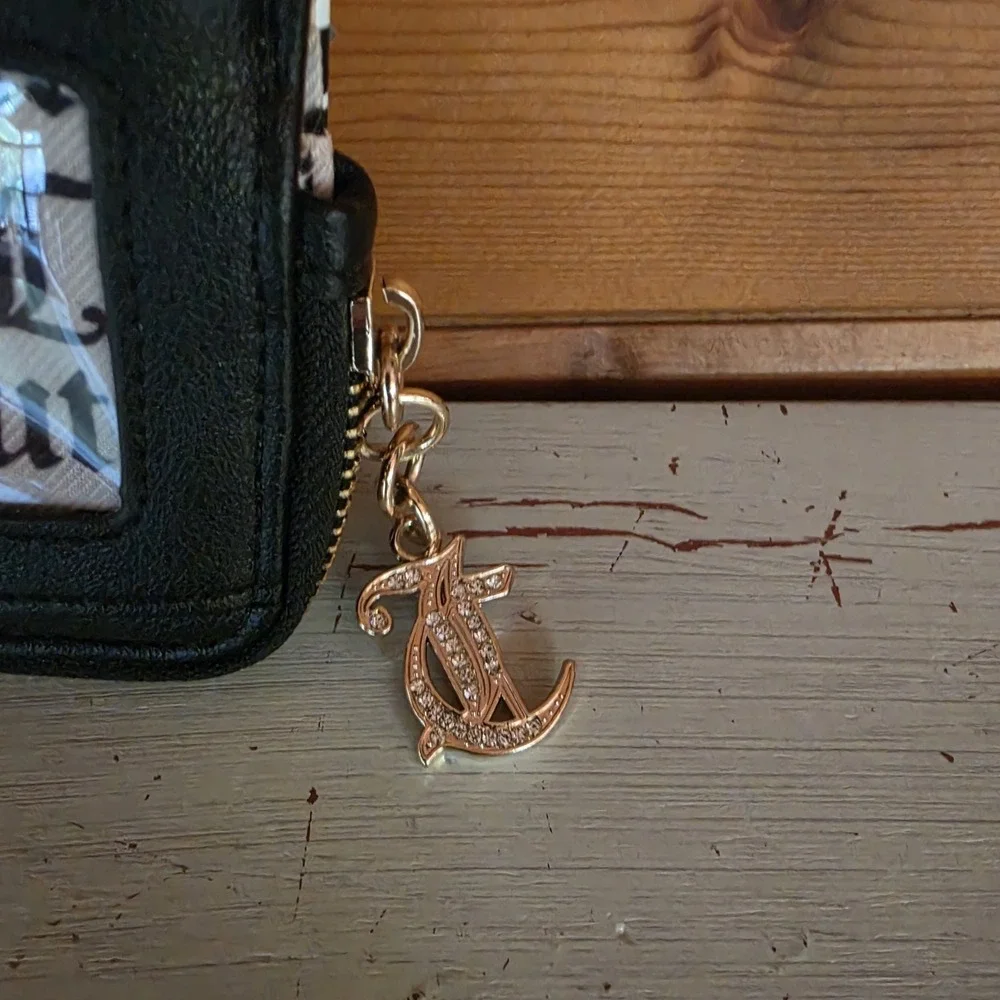 NWOT Juicy Couture Coin Card Wallet With Keychain Bedazzled Embellished Jeweled
